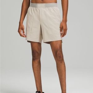 PERFECT CONDITION MENS LULULEMON SHORTS